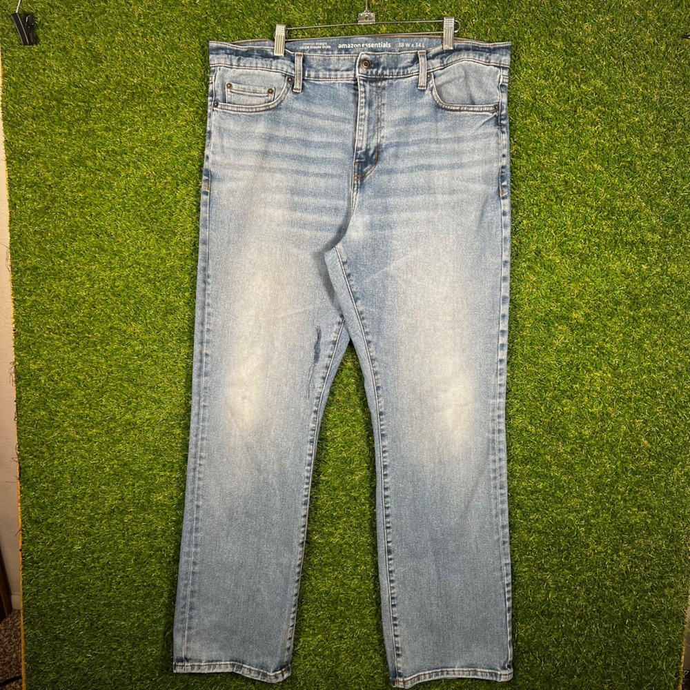 Amazon Essentials Mens Athletic‎ Straight Jeans Light Wash Blue 38x34 (38x32)